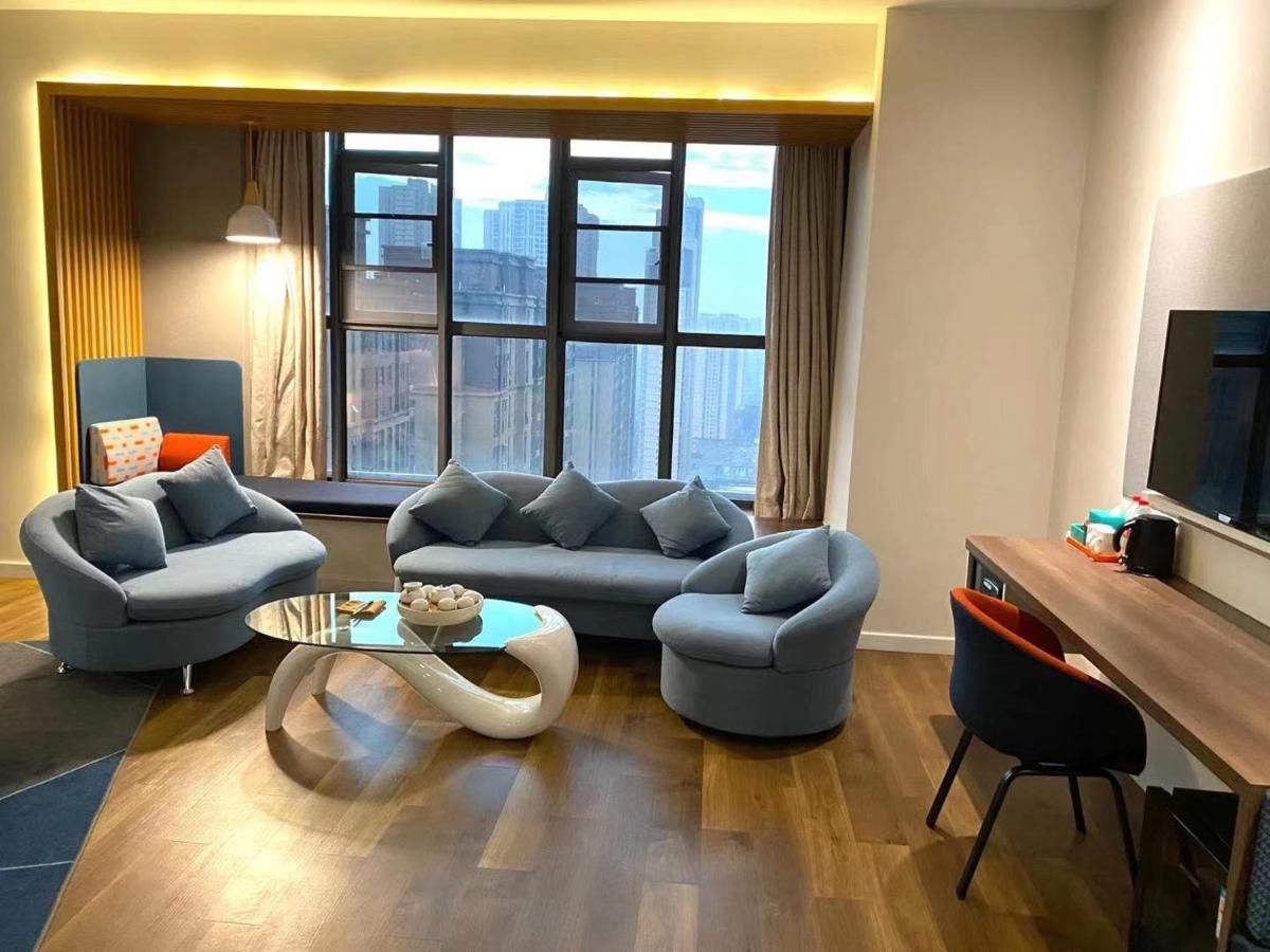 Holiday Inn Express - Wuhan Optical Valley By Ihg Exterior foto